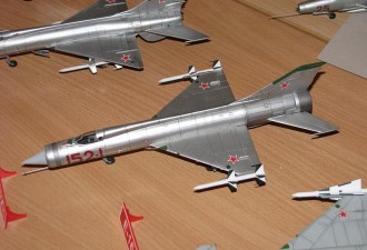 Scale model  Ye-152-1 experimental supersonic interceptor